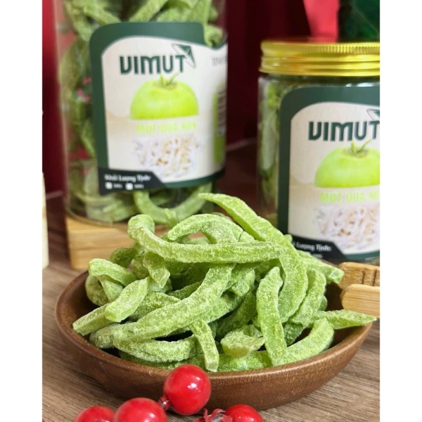 Không ngờ mứt dừa vị trà xanh ít đường lại khiến hương vị Tết trở nên lạ lẫm hơn