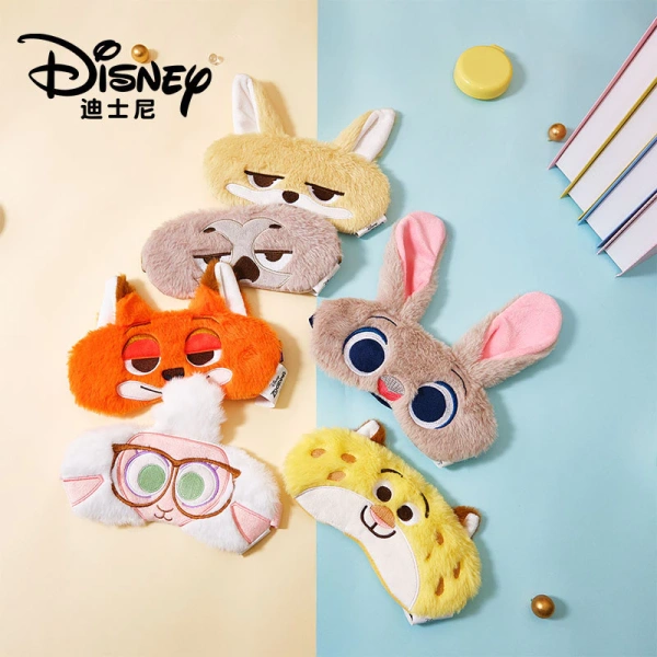 Mặt nạ ngủ hoạt hình cho trẻ dễ thương giúp bé nhanh vào giấc ngủ nhưng lại khiến vùng trán nóng vào buổi chiều