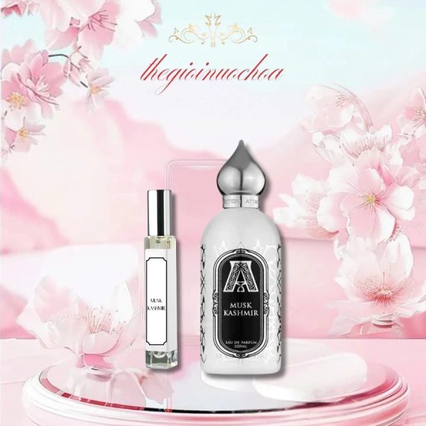 Những bất ngờ khi hương gỗ xạ hương của nước hoa unisex lan tỏa suốt cả ngày