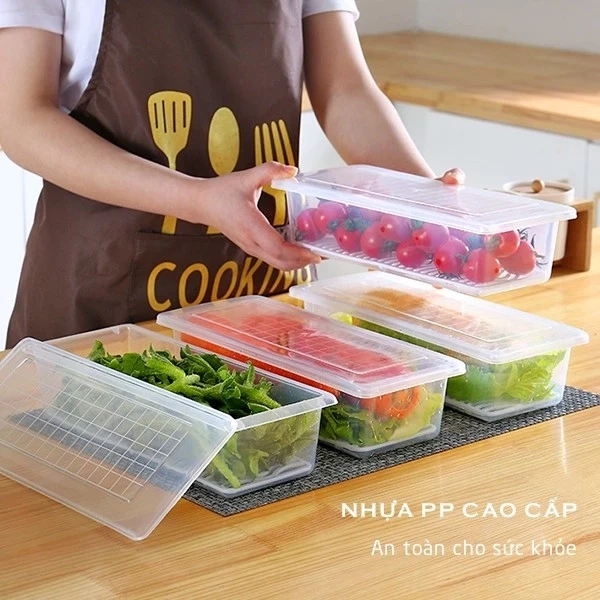 Những chi tiết nhỏ của hộp thực phẩm có khay ráo nước thường bị bỏ qua cho đến khi thực phẩm bốc mùi trong tủ lạnh.