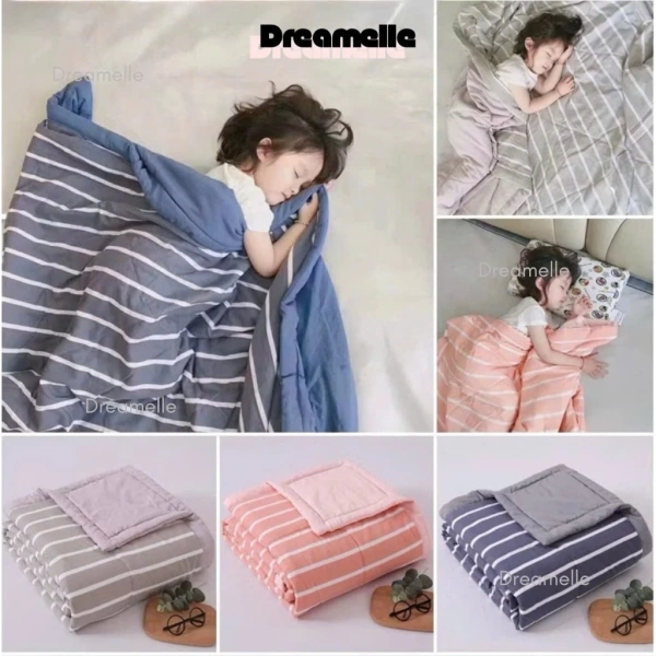 Những khoảnh khắc chăn cotton đa năng bất ngờ trở thành cứu cánh cho bé đi học và du lịch tiện lợi