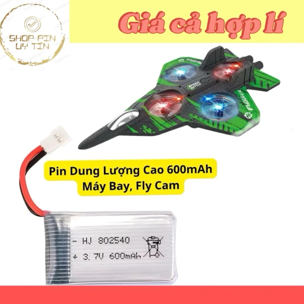 Những người dùng pin sạc cho máy bay điều khiển thường ngỡ ngàng khi thời gian bay thực tế ngắn hơn dự đoán.