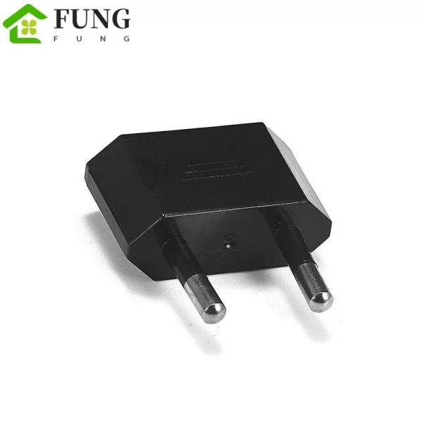 Những rủi ro ẩn sau việc tin tưởng vào adapter du lịch đa năng khi sạc thiết bị ở châu Âu