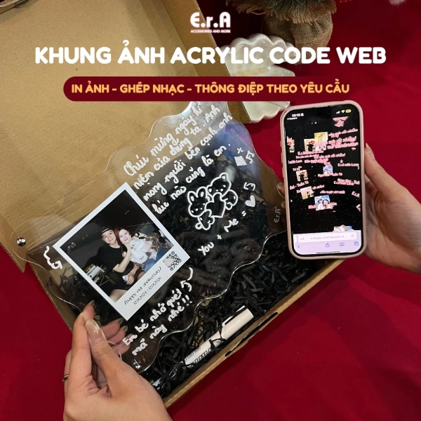 Sự bất ngờ khi khung ảnh mica trong suốt trở thành kỷ niệm Valentine không thể thay thế