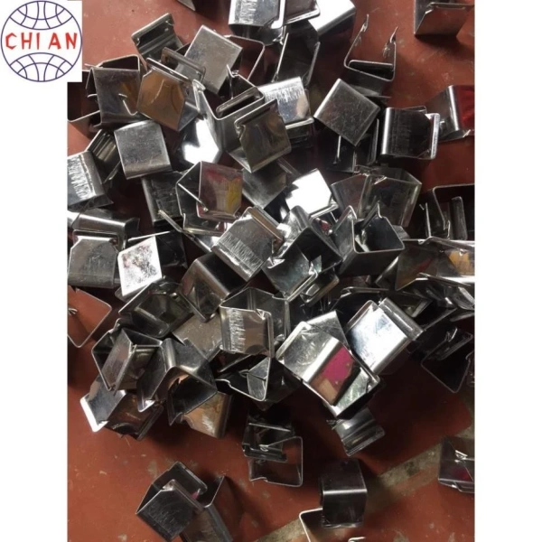 Thời gian thi công mái giảm đáng kể nhờ kẹp ngói inox bền vững