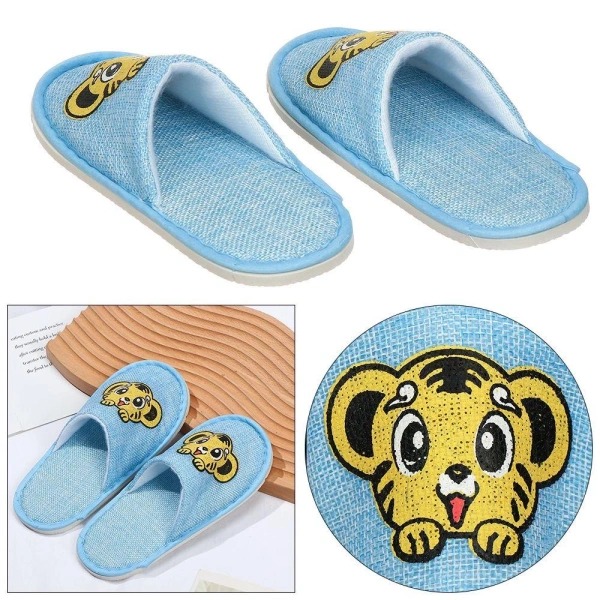 Thường nghĩ đồ dùng phòng tắm dùng một lần sẽ an toàn, nhưng tấm lót mỏng lại khiến chân dễ trượt - Ảnh 4 Thường nghĩ đồ dùng phòng tắm dùng một lần sẽ an toàn, nhưng tấm lót mỏng lại khiến chân dễ trượt - Ảnh 4