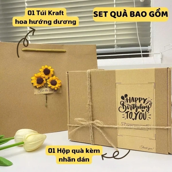 Trong số các loại, lót ly sứ nhẹ được làm bằng sứ cao cấp, không chỉ đồng điệu về màu sắc mà còn đem lại cảm giác “độ” cho toàn bộ set quà. (Ảnh 2) Trong số các loại, lót ly sứ nhẹ được làm bằng sứ cao cấp, không chỉ đồng điệu về màu sắc mà còn đem lại cảm giác “độ” cho toàn bộ set quà. (Ảnh 2)