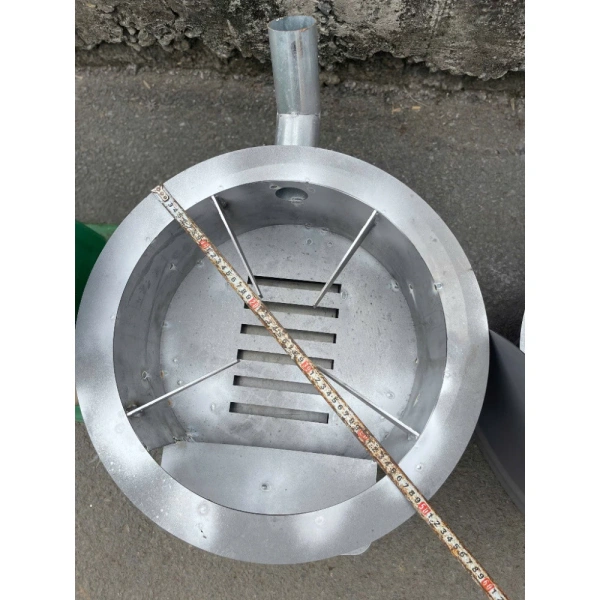 Với trọng lượng 7 kg và khả năng chứa lượng thực phẩm lớn, bếp D50 cm là lựa chọn cho các buổi tụ tập đông người, lễ hội nông thôn hoặc các sự kiện cộng đồng. (Ảnh 5)