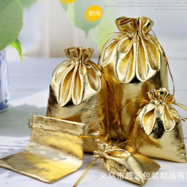 Túi dây rút phong thủy chỉ mang lại may mắn khi lựa chọn vị trí treo phù hợp - Ảnh 1 Túi dây rút phong thủy chỉ mang lại may mắn khi lựa chọn vị trí treo phù hợp - Ảnh 1
