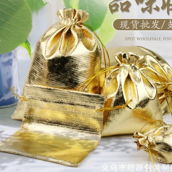 Nếu bạn đang tìm kiếm một bộ sản phẩm vừa đẹp mắt, vừa đáp ứng nhu cầu thực tế, Combo 2 Túi Dây Rút Vàng Tài Lộc Kim Tuyến Óng Ánh Sang Trọng là một lựa chọn đáng cân nhắc. (Ảnh 5) Nếu bạn đang tìm kiếm một bộ sản phẩm vừa đẹp mắt, vừa đáp ứng nhu cầu thực tế, Combo 2 Túi Dây Rút Vàng Tài Lộc Kim Tuyến Óng Ánh Sang Trọng là một lựa chọn đáng cân nhắc. (Ảnh 5)