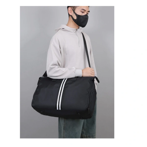 Như bảng so sánh cho thấy, túi 50 cm không thấm nước vừa giữ được tính đa năng, vừa có mức giá hợp lý, là lựa chọn lý tưởng cho những chuyến đi ngắn ngày, dã ngoại hay đi tập luyện thể thao. (Ảnh 5)