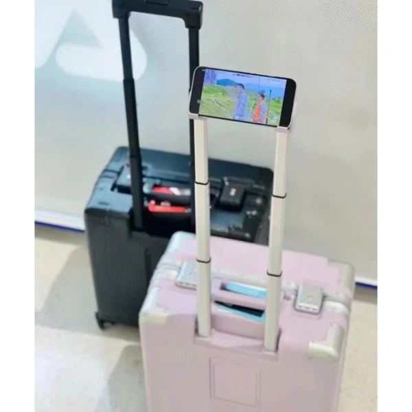 Dưới đây là một loạt kỹ thuật thực tế, được áp dụng rộng rãi bởi những “nhà du lịch thông thái” để tận dụng tối đa từng centimet của vali. (Ảnh 3) Dưới đây là một loạt kỹ thuật thực tế, được áp dụng rộng rãi bởi những “nhà du lịch thông thái” để tận dụng tối đa từng centimet của vali. (Ảnh 3)