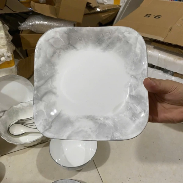 Trong số những lựa chọn hiện có, Sét bát đĩa gốm sứ decor hoa văn hoạ tiết Vân Đá cao cấp – 25 chi tiết đang là một mẫu đáng cân nhắc. (Ảnh 4) Trong số những lựa chọn hiện có, Sét bát đĩa gốm sứ decor hoa văn hoạ tiết Vân Đá cao cấp – 25 chi tiết đang là một mẫu đáng cân nhắc. (Ảnh 4)