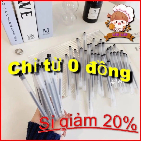 Việc chọn bút bi mực gel 0.5 mm cho văn phòng có thể khiến dòng chữ nhanh mất nét ngay trong bản ghi chú. - Ảnh 1