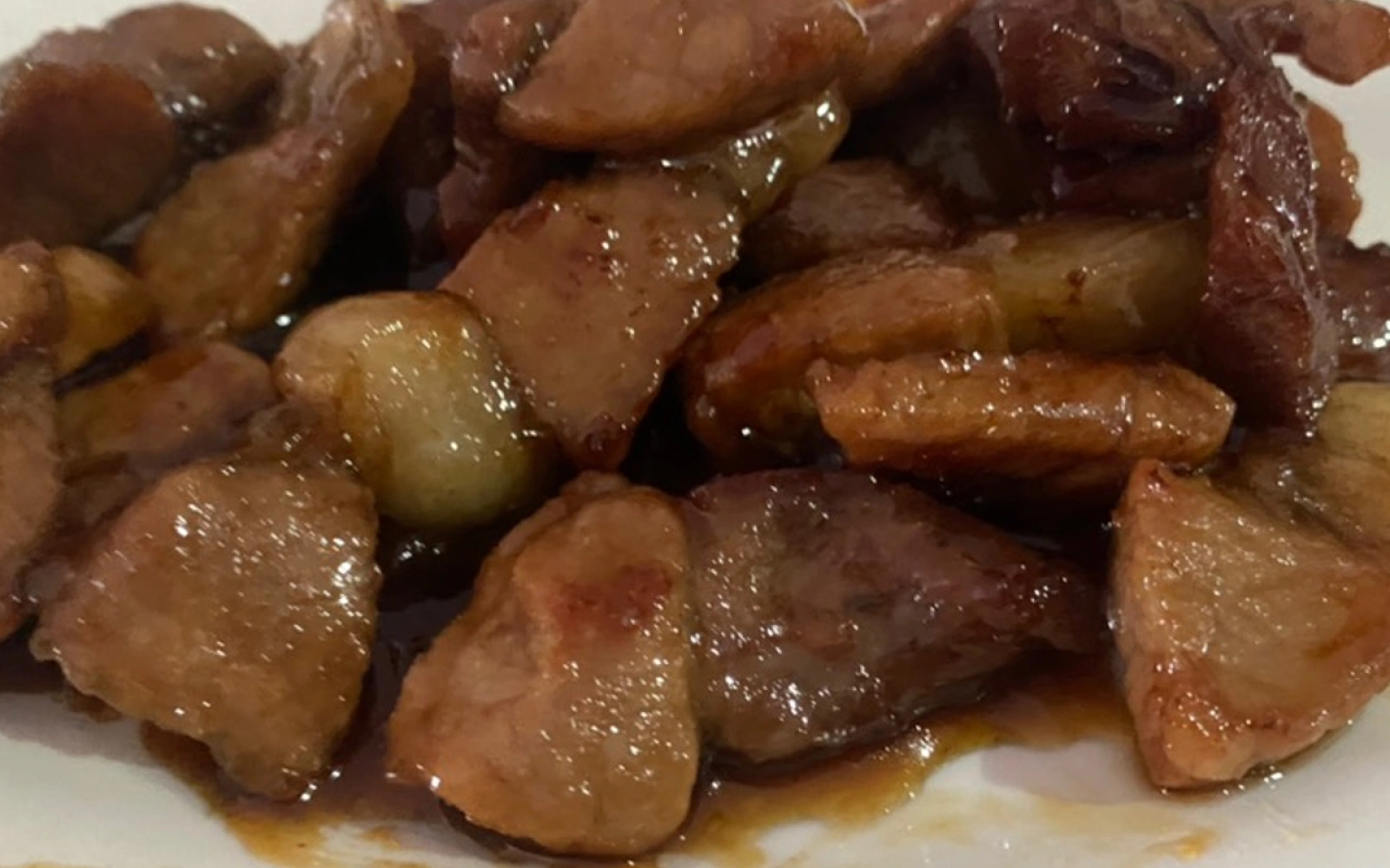 Thịt rang cháy cạnh ngọt thơm