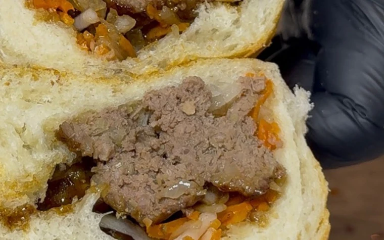 Bánh Mì Bò Nướng Sả
