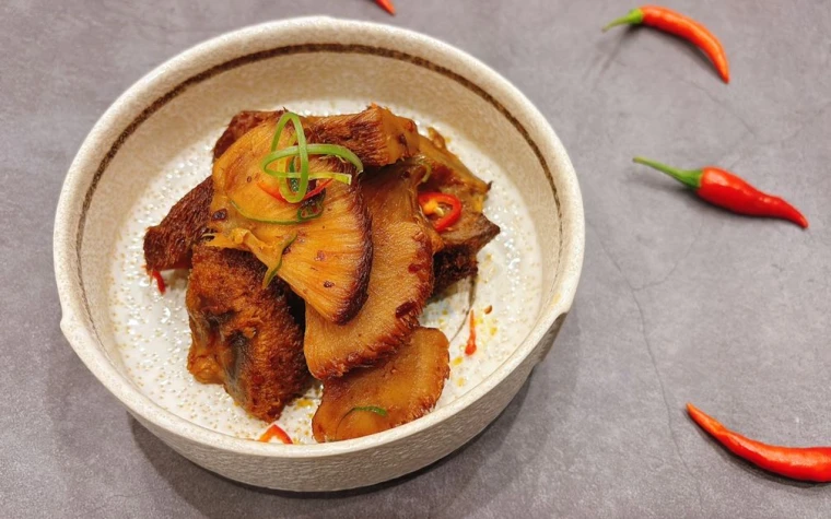 Nấm Hầu Thủ Kho Sa Tế