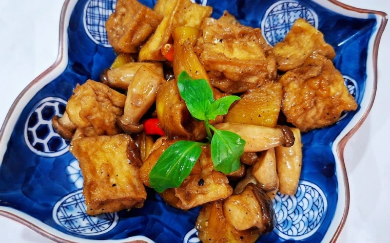 Đậu hũ nấm kho thơm
