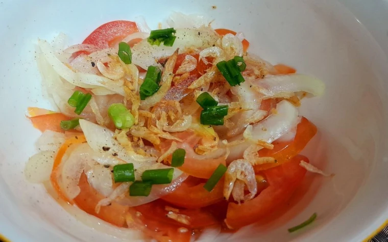 Cách làm Salad dầu giấm trộn tép khô thơm ngon