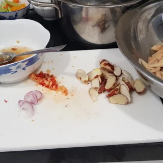 Bước 1