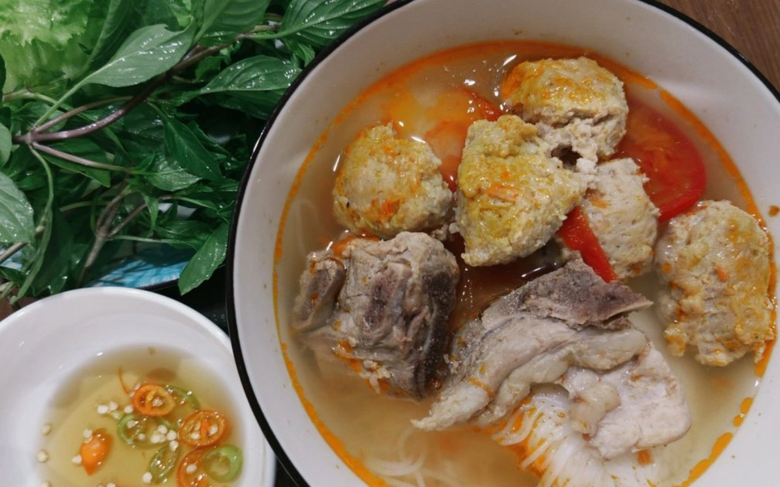 Bún riêu tôm thịt đơn giản