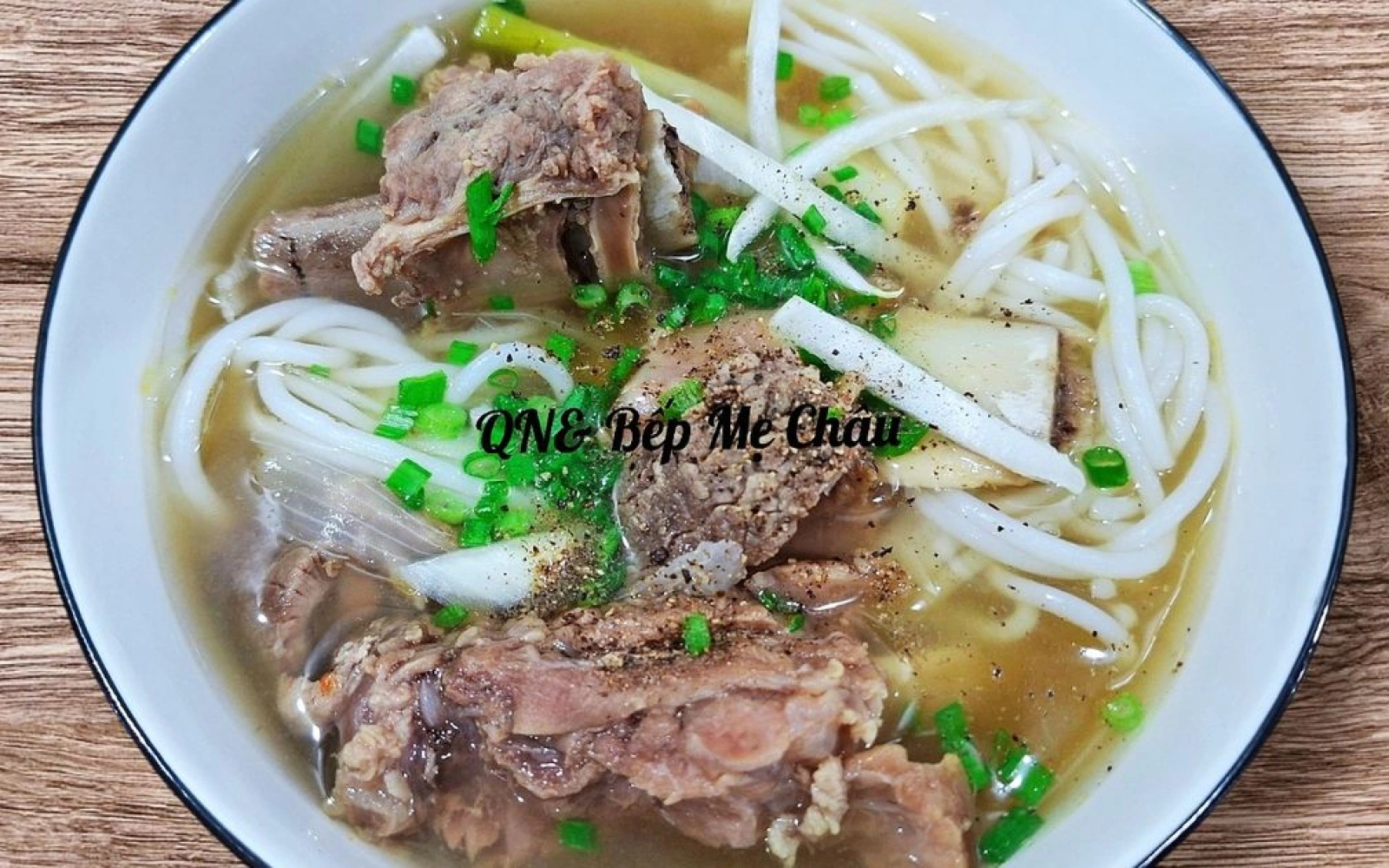 Bún Sườn Bò Hầm Sả