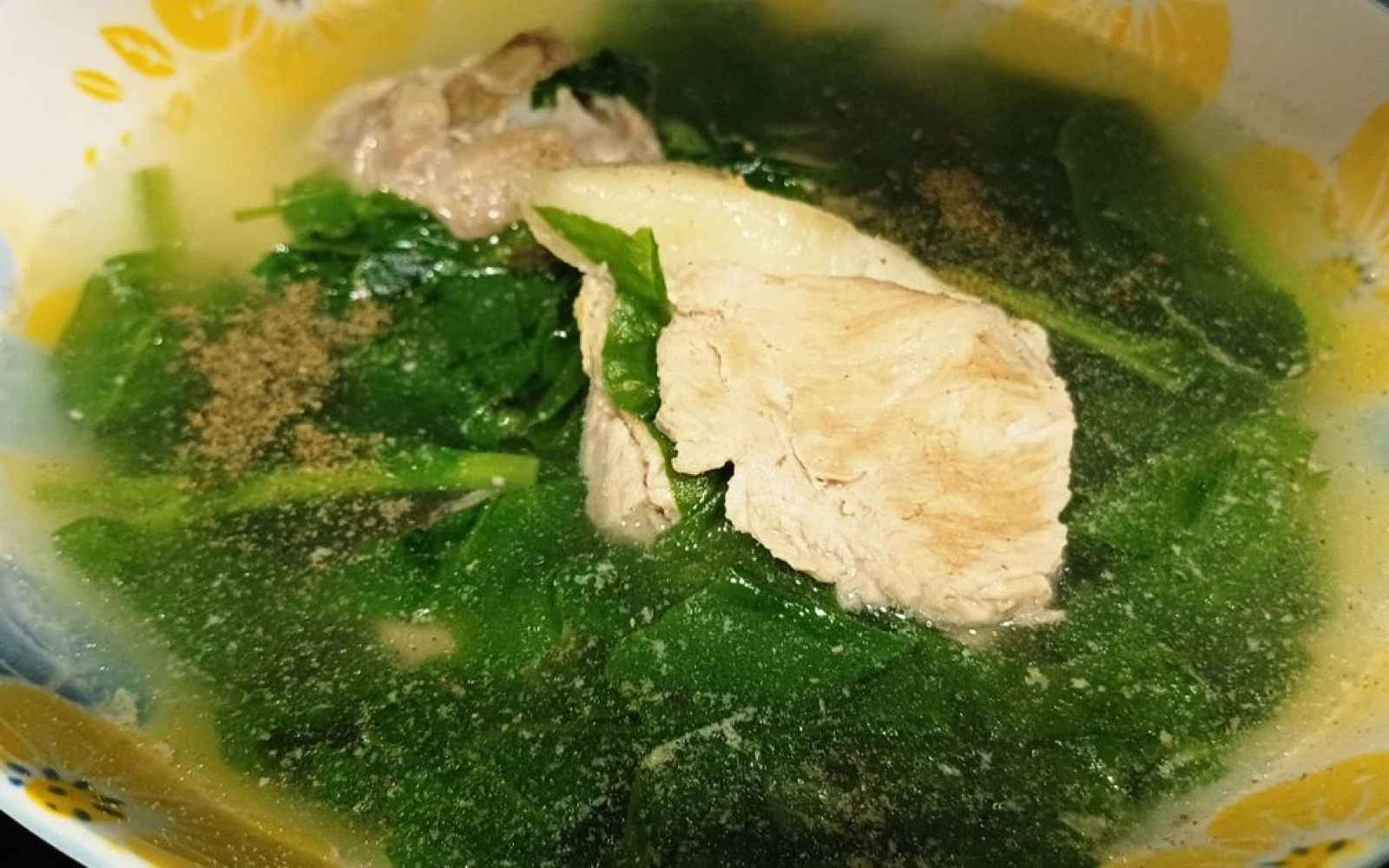 Canh mùng tơi nấu xương