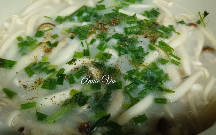 Cháo nấm thịt xay
