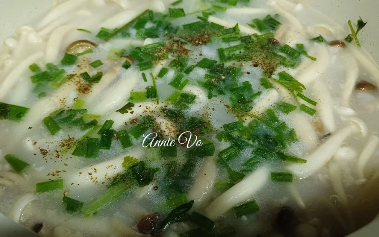 Cháo nấm thịt xay