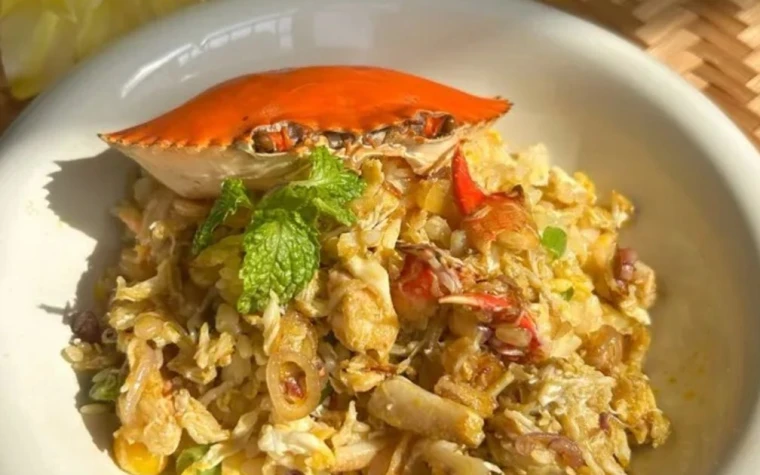 Cơm Chiên Cua – Món Cơm Chiên Đậm Hương Biển