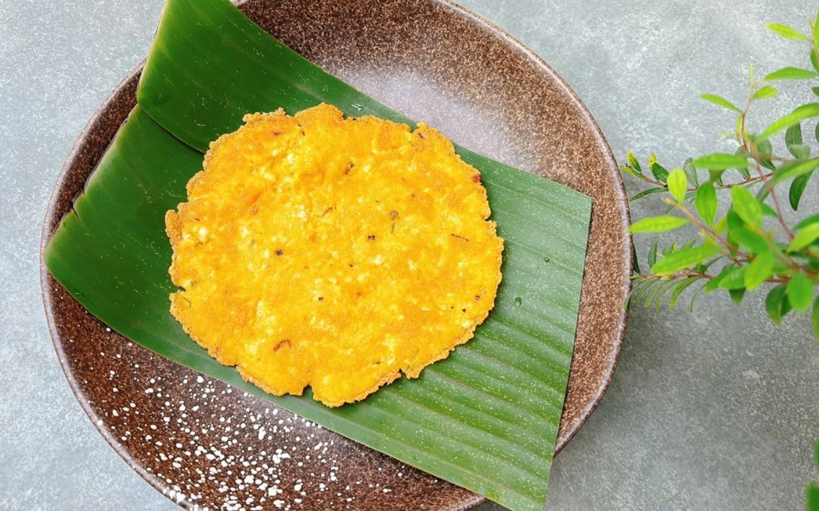 Trứng chiên chay làm từ óc đậu