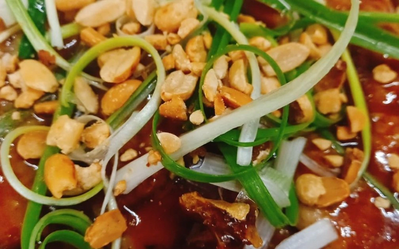 Cá bạc má sauce me
