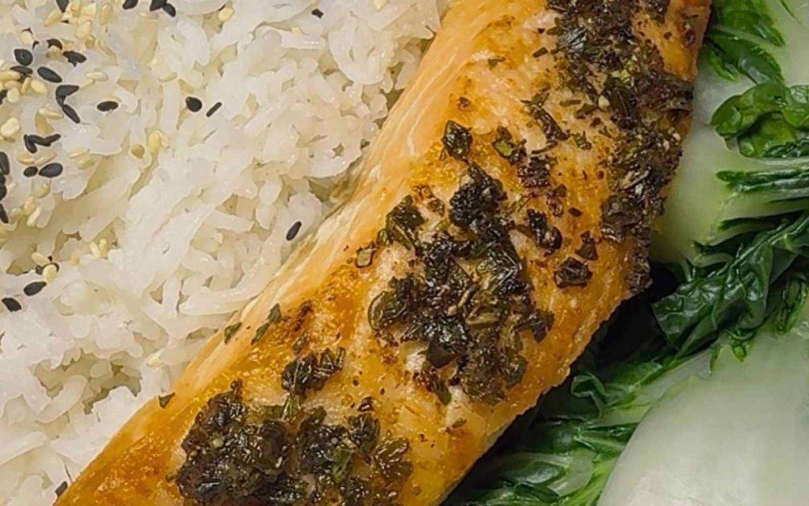 Cá hồi nướng rosemary và thyme