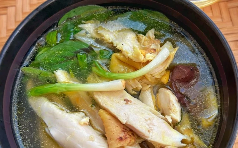 Phở Gà Ta thơm ngon, đậm vị truyền thống