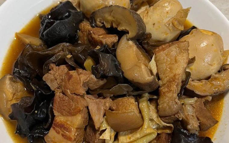Thịt heo kho kiểu Hoa